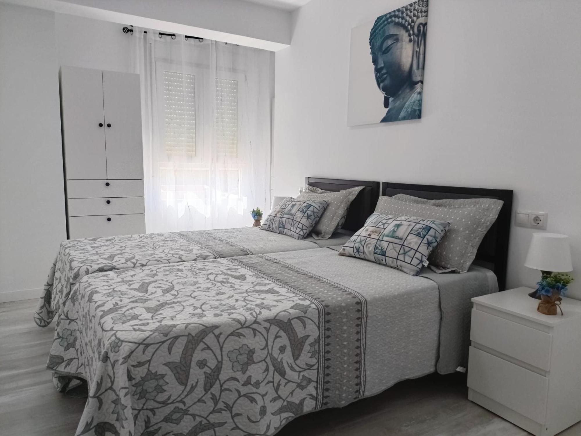 Mare De Deu, Vivienda Vacacional Para Familias Y Mayores De 25 Anos En El Grao De Gandia-Playa Playa de Gandia 外观 照片