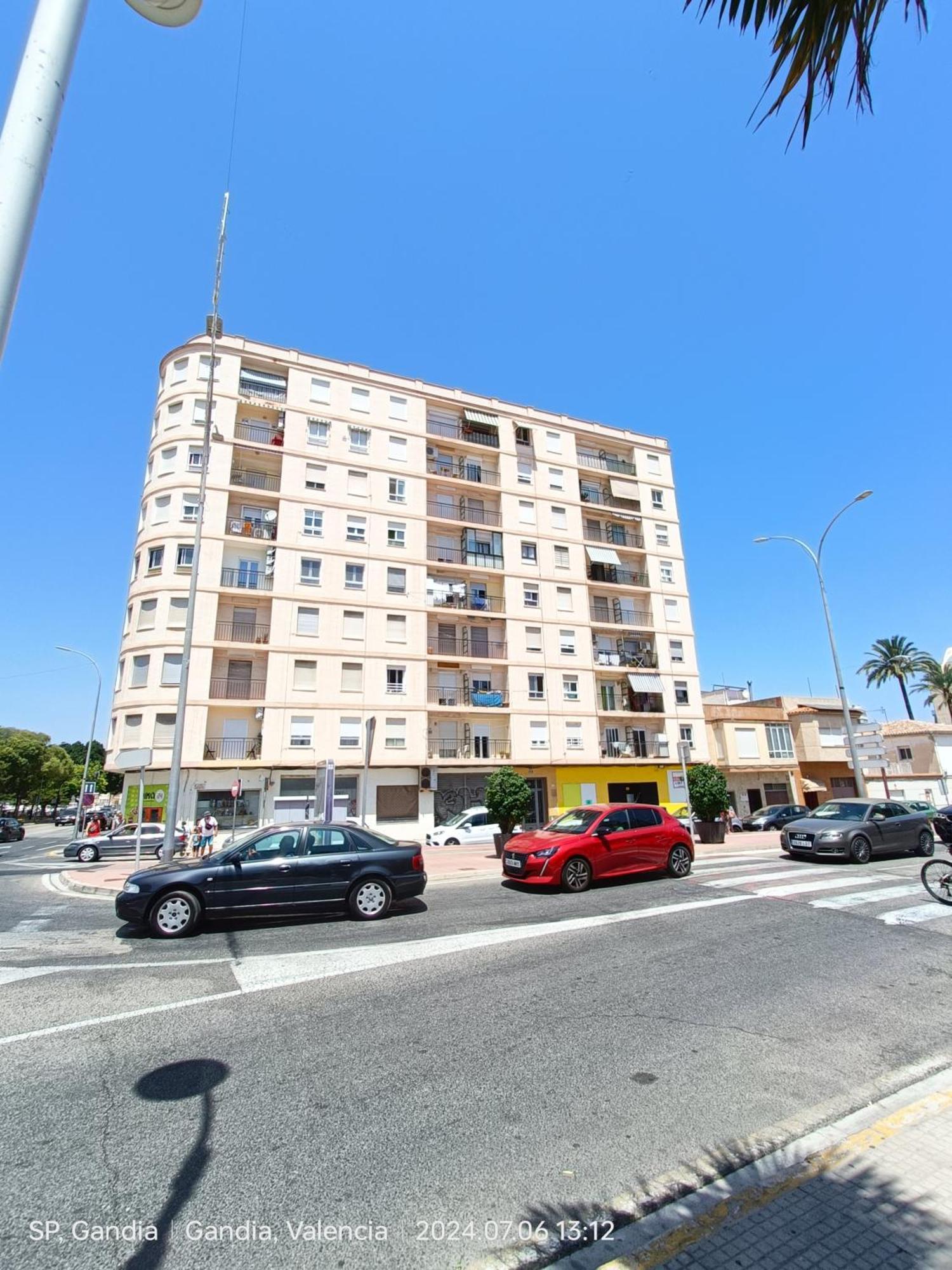 Mare De Deu, Vivienda Vacacional Para Familias Y Mayores De 25 Anos En El Grao De Gandia-Playa Playa de Gandia 外观 照片